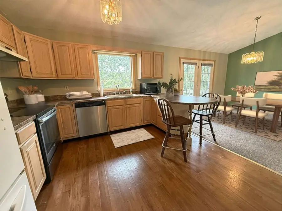 124 Flory Heights, Center Rutland, VT 05736 - Image #3