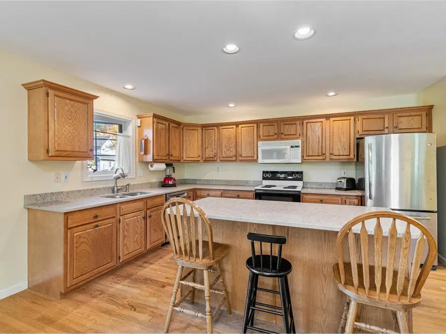 11 Tyler Drive, Essex Junction, VT 05452 - Image #2