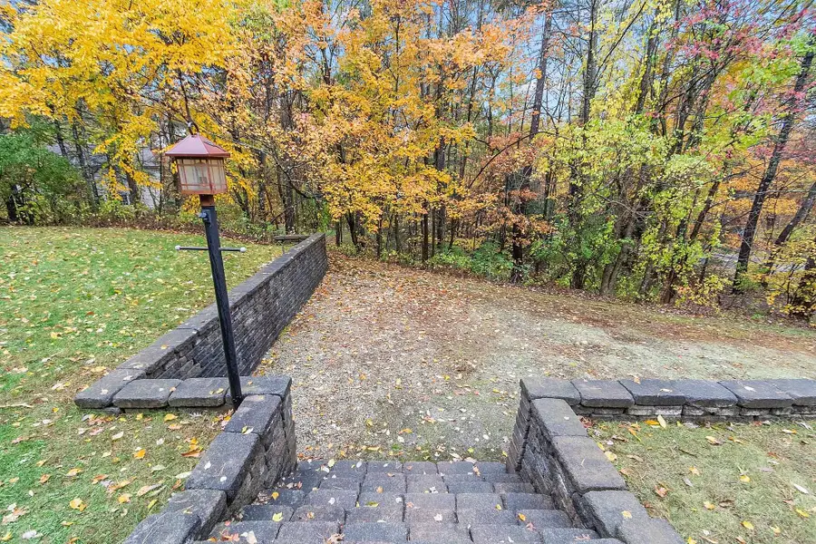 9 Cardinal Road, Windham, NH 03087 - Image #3