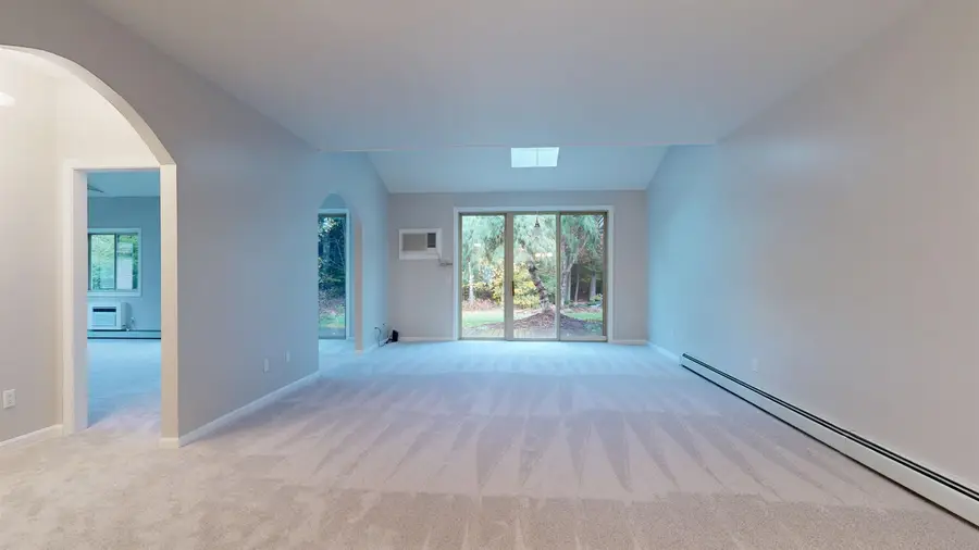 405 Meadowrun Road, Williston, VT 05495 - Image #3