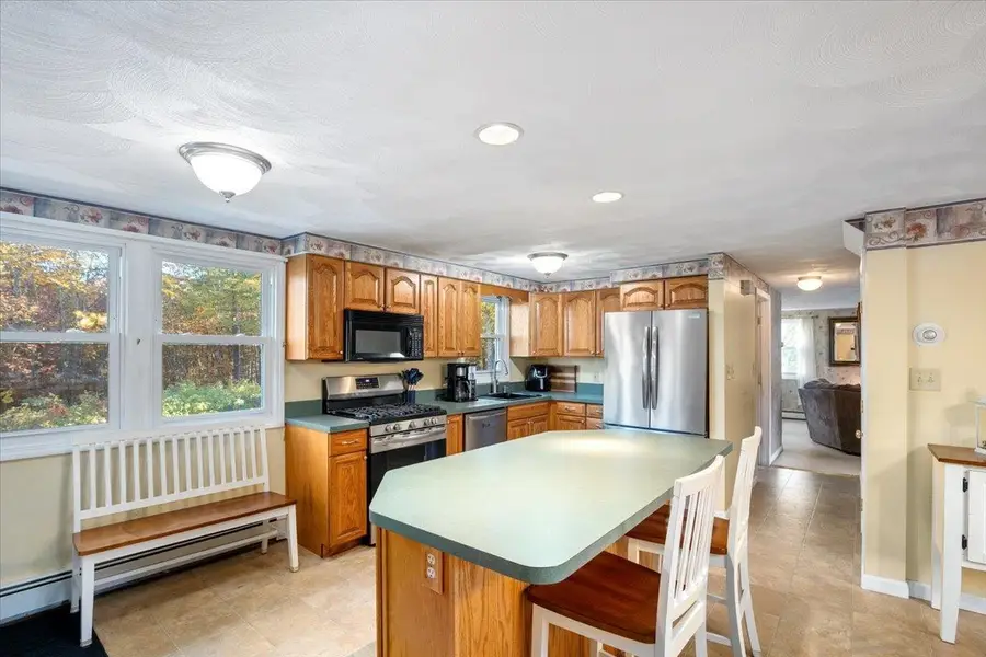 17 Maple Avenue, Newton, NH 03858 - Image #3