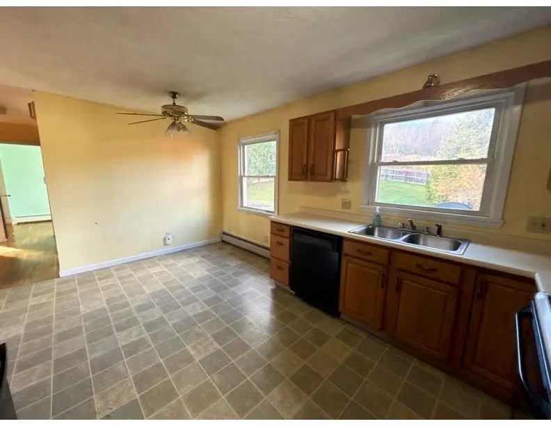 131 Berlin Street, Barre, VT 05641 - Image #2