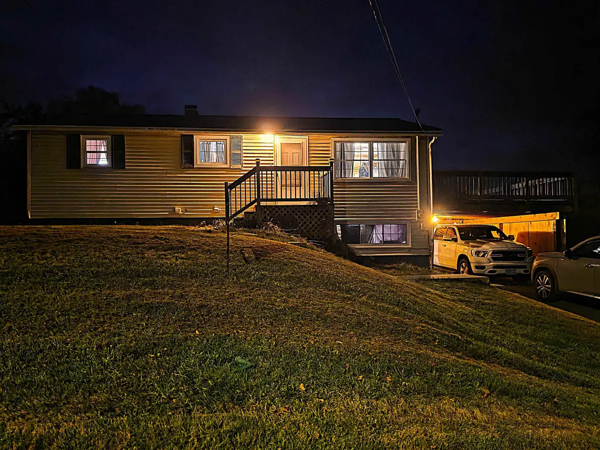 7 Westwood Parkway, Barre, VT 05641 - Image #1