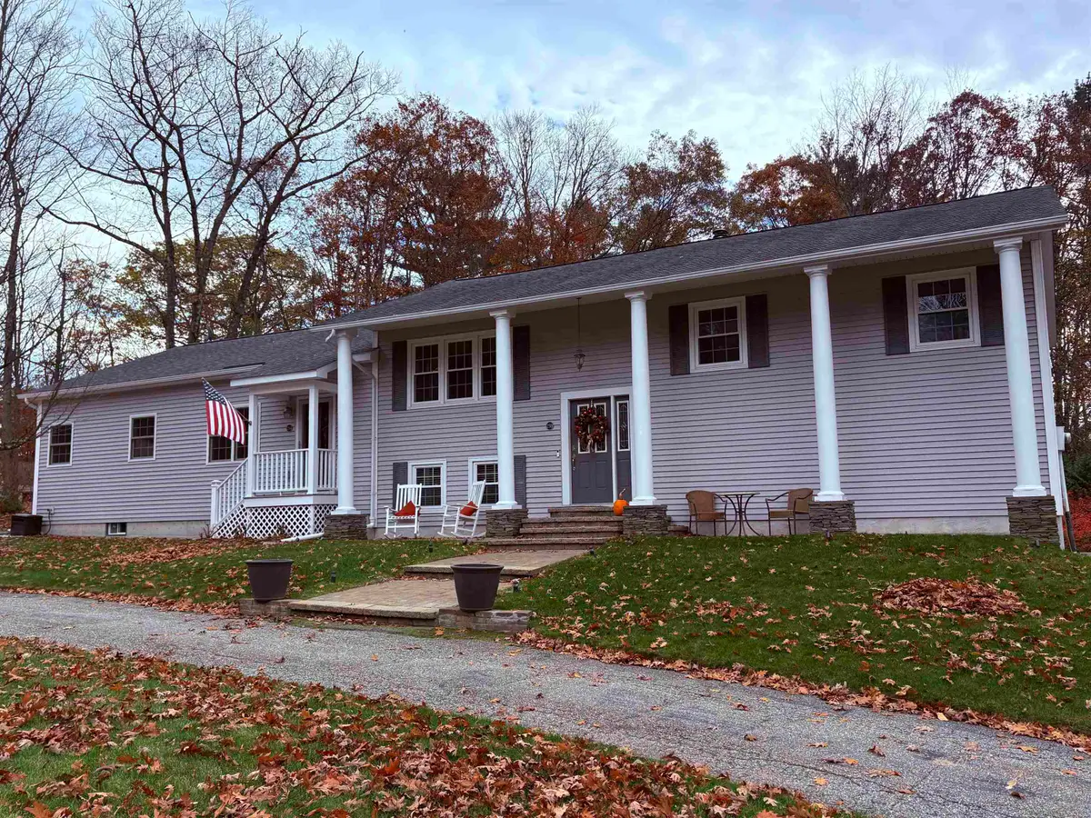 25 Greenbriar Drive, Essex, VT 05452 - Image #1