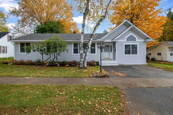 17 Barrett Street, South Burlington, VT 05403