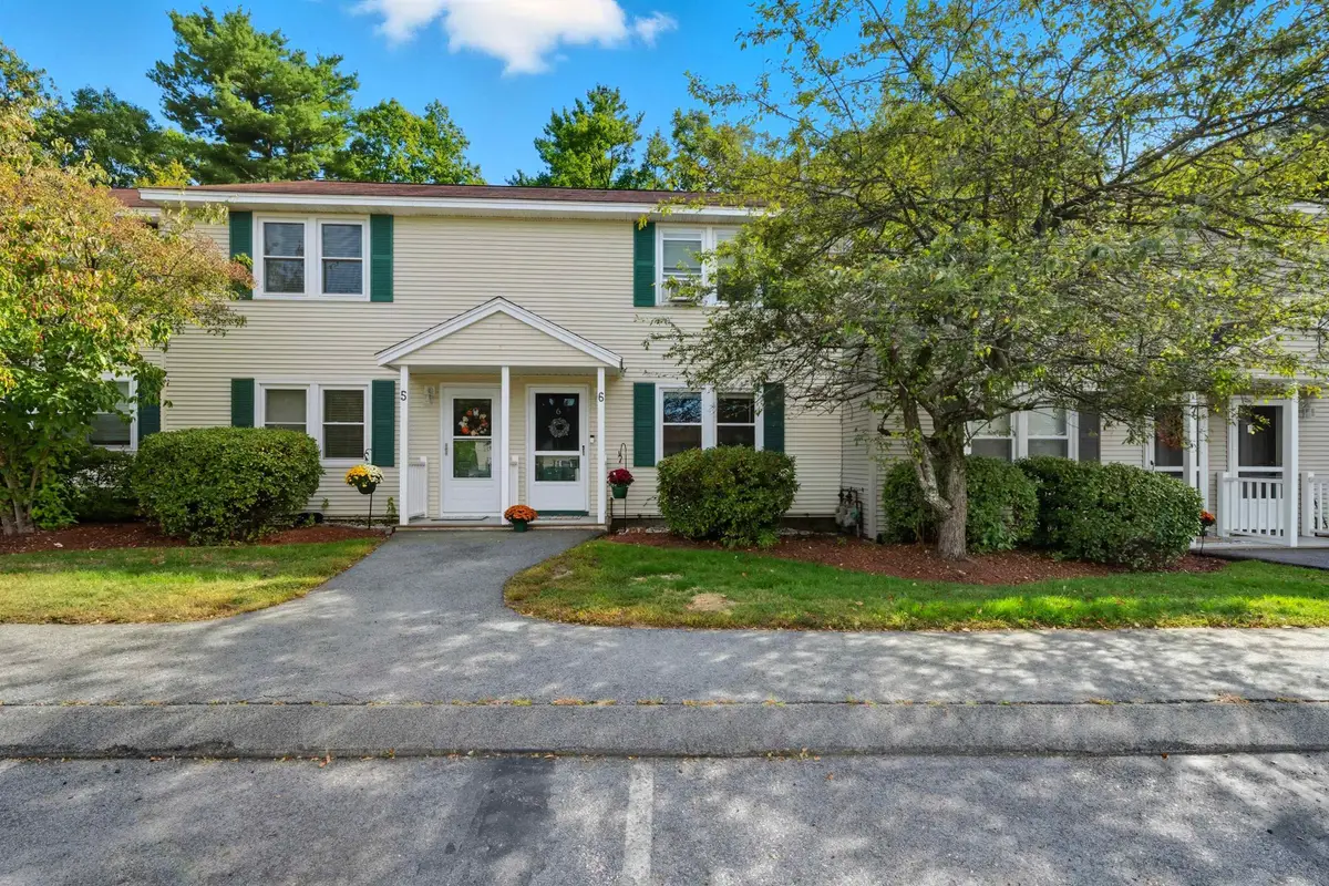 1035 S Mammoth Road #6, Manchester, NH 03109 - Image #1