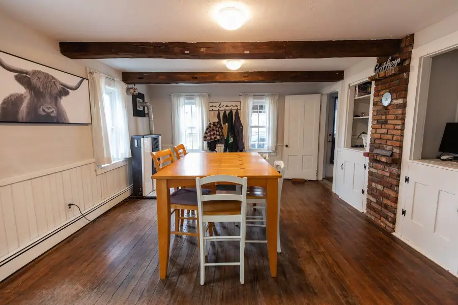 42 Windymere Drive, Epsom, NH 03234 - Image #3