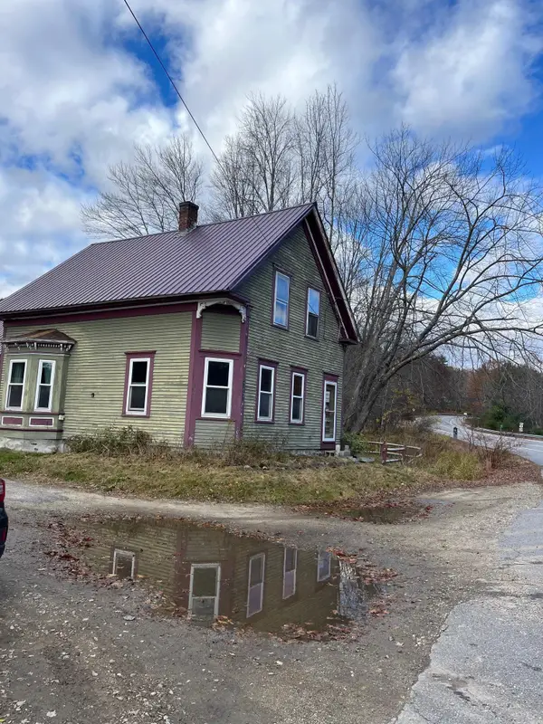 121 Riverside Drive, Ashland, NH 03217