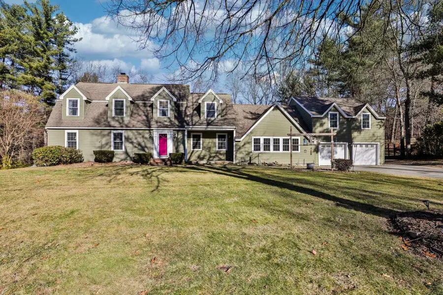 207 Oak Ridge Road, Plaistow, NH 03865 - #2