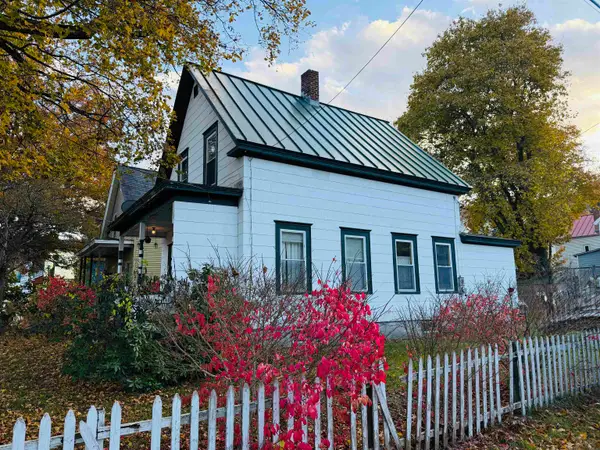 13 Prospect Street, Rockingham, VT 05101