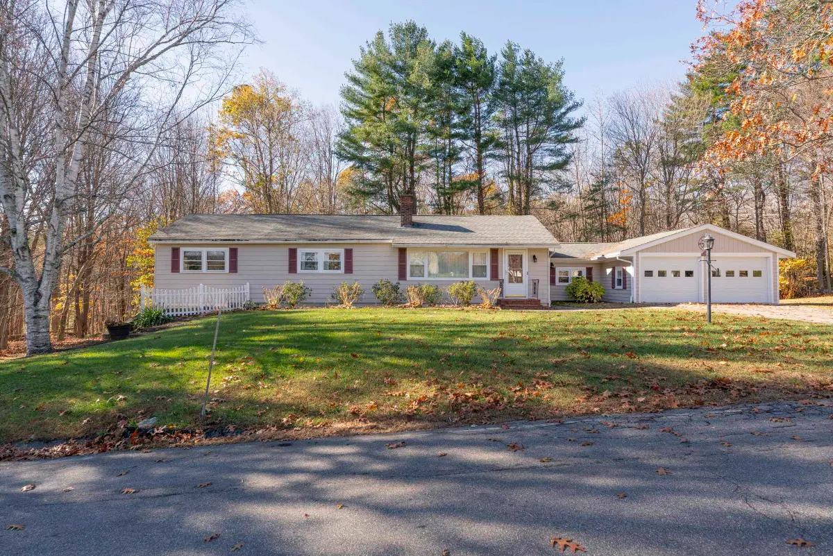 22 Jewell Street, South Hampton, NH 03858 - Image #1