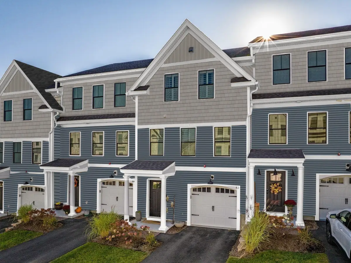 26 Lenox Drive, Dover, NH 03820 - Image #1