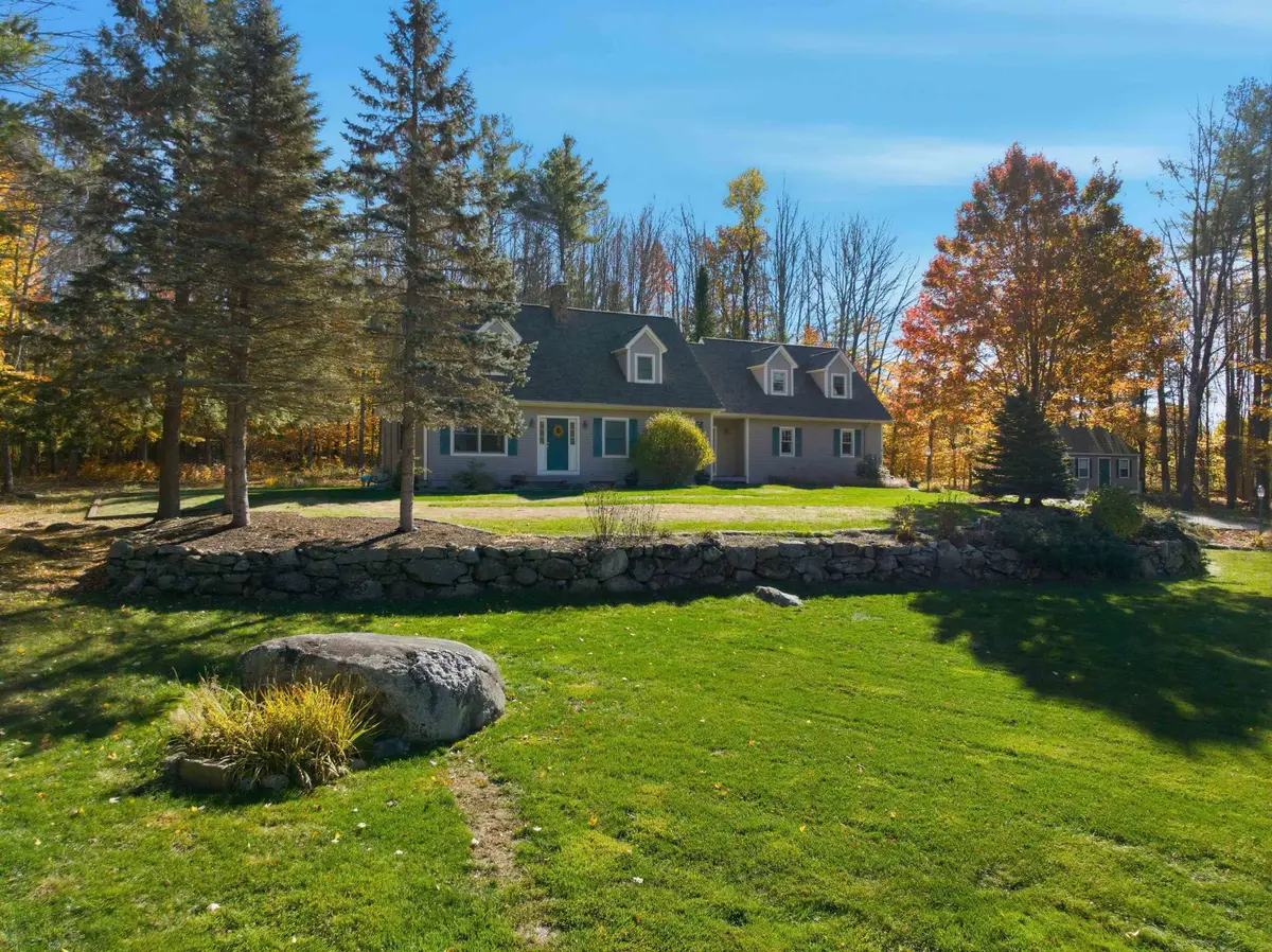 5 Clover Ridge Road, Meredith, NH 03253 - Image #1