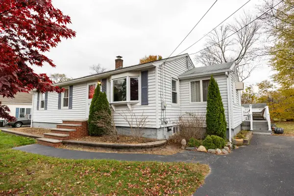 11 Maclarnon Road, Salem, NH 03079