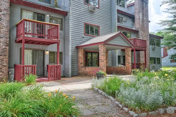 8J River Run Drive, Bartlett, NH 03812