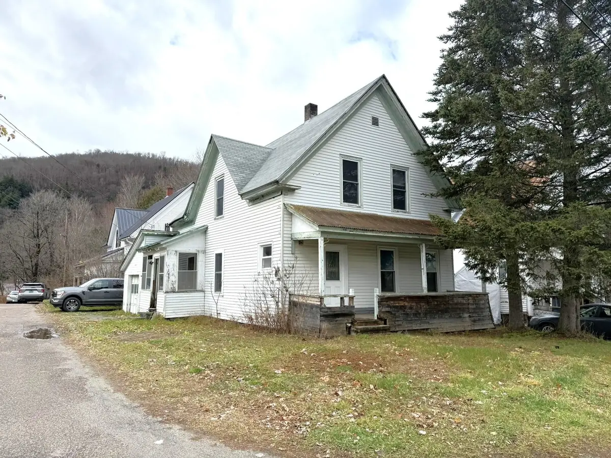 206 Elm Street Extension, Hardwick, VT 05843 - Image #1