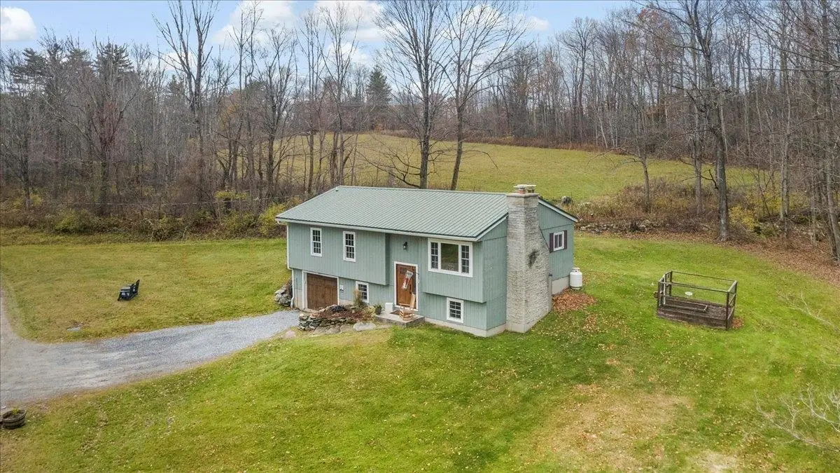 851 Middle Pownal Road, Pownal, VT 05261 - Image #1