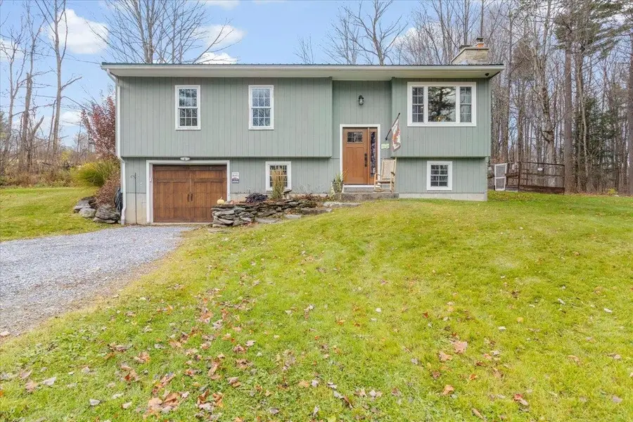 851 Middle Pownal Road, Pownal, VT 05261 - Image #2