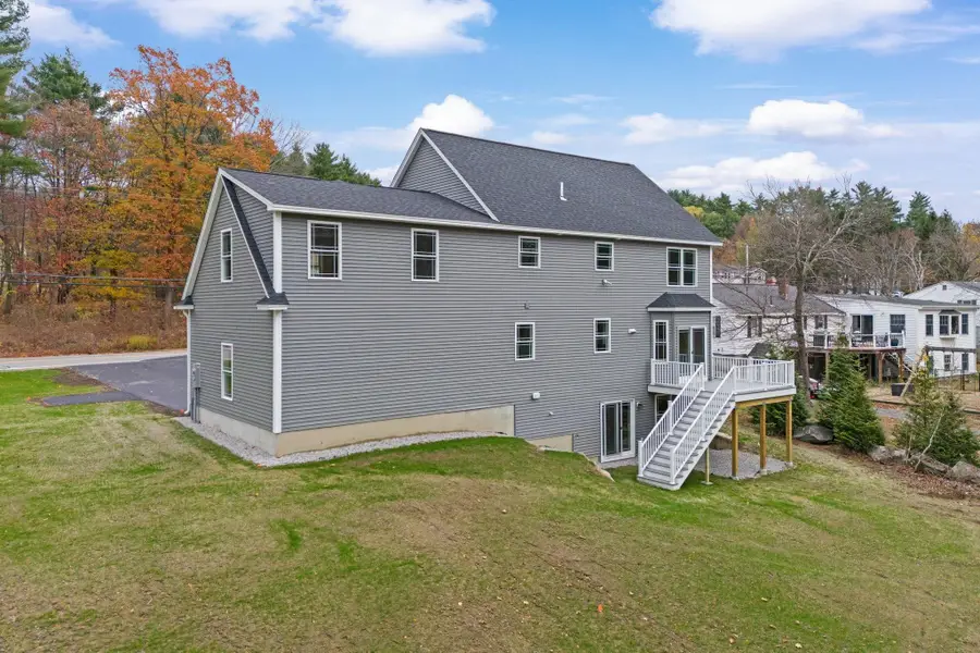 593 Cohas Avenue, Manchester, NH 03109 - Image #3