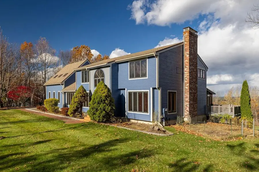 8 Longview Drive, Bow, NH 03304 - Image #2