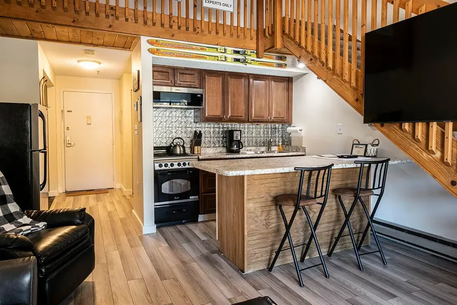 36 LODGE Road #C313, Lincoln, NH 03251 - Image #3