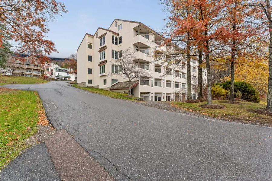 30 Mountainside Drive #Village Gate Unit 102, Warren, VT 05674 - Image #2