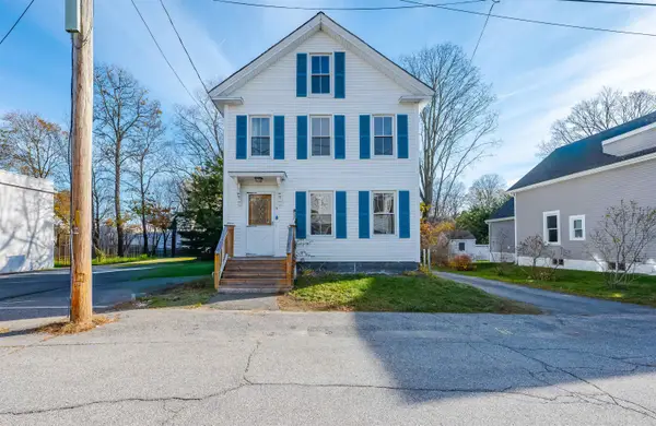 9 School Street, Exeter, NH 03833