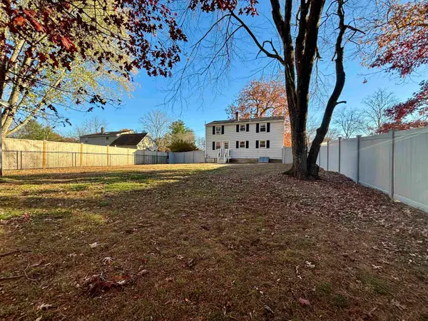 10 Townsend Avenue, Salem, NH 03079