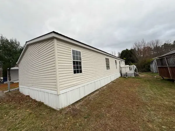 123 Hepatica Lane, Charlestown, NH 03603