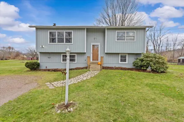 9 Liberty Lane, Jericho, VT 05465