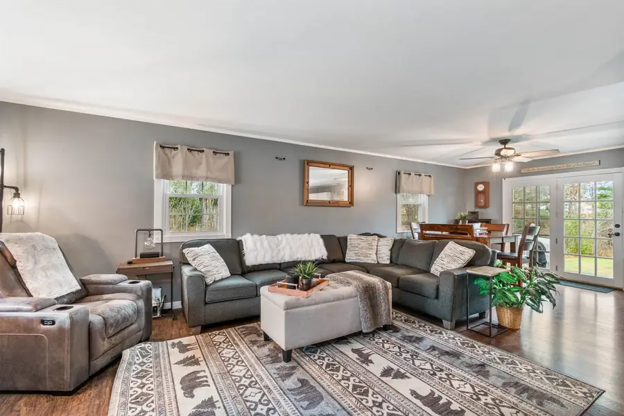 1077 Falls Road, Shelburne, VT 05482 - Image #2