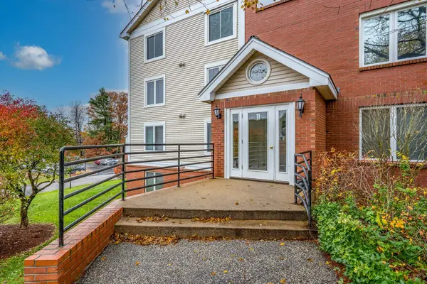 11 Timberwood Drive #206, Goffstown, NH 03045