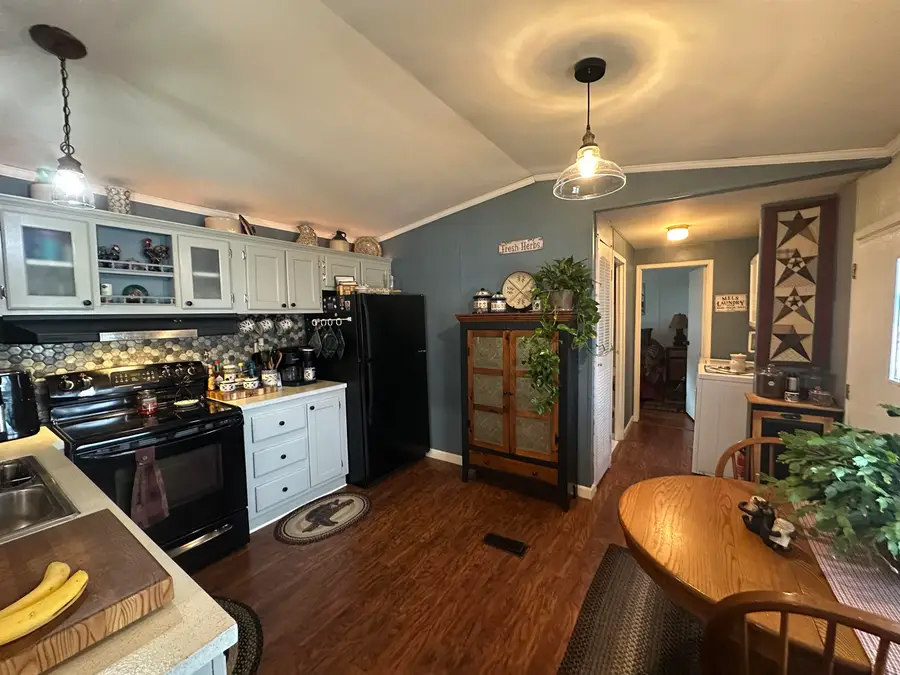 18 Pine Street, Hinsdale, NH 03451 - Image #2