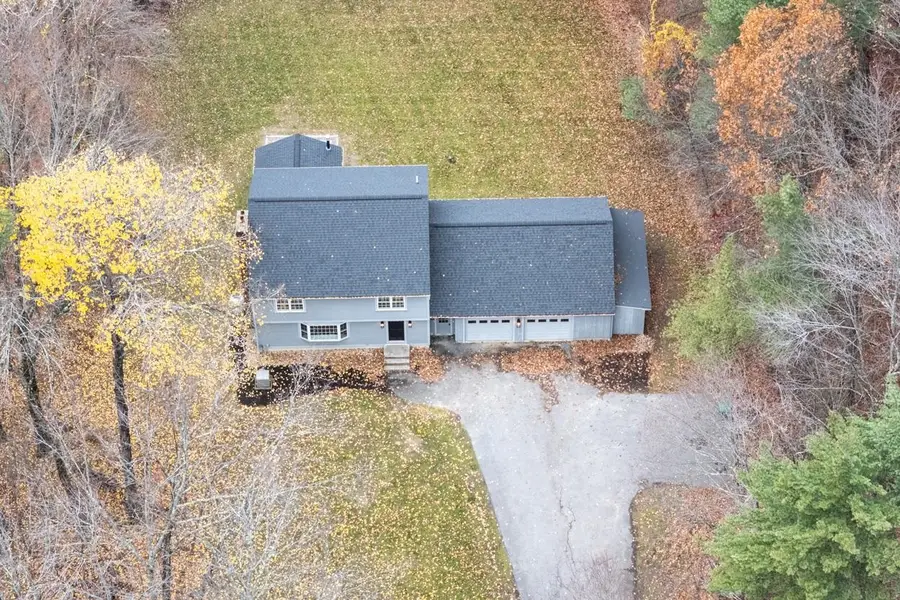 216 Hackett Hill Road, Hooksett, NH 03106 - Image #3