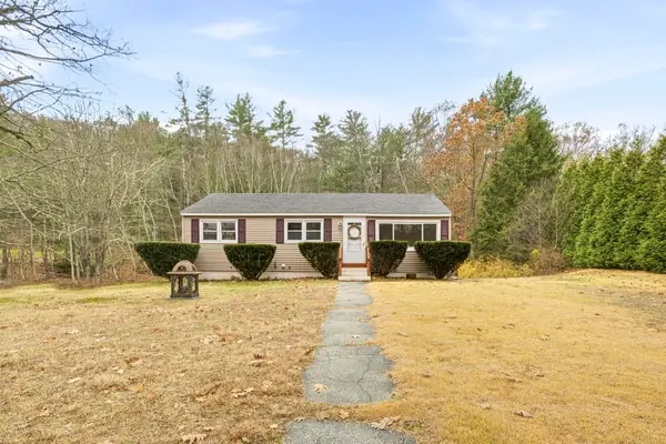 1119 MAMMOTH Road, Pelham, NH 03076