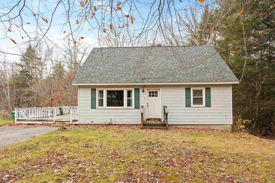 6 Pulaski Drive, Fremont, NH 03044 - Image #2