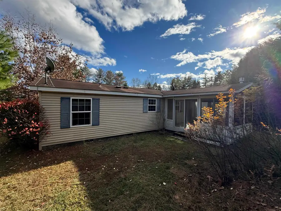24 Magnolia Lane, Belmont, NH 03220 - Image #3