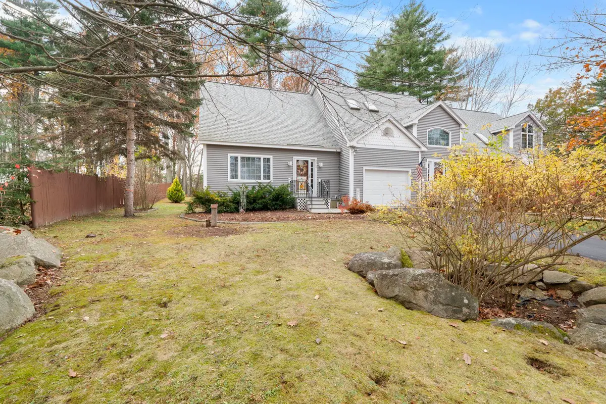 286 Londonderry Turnpike #A, Hooksett, NH 03106 - Image #1