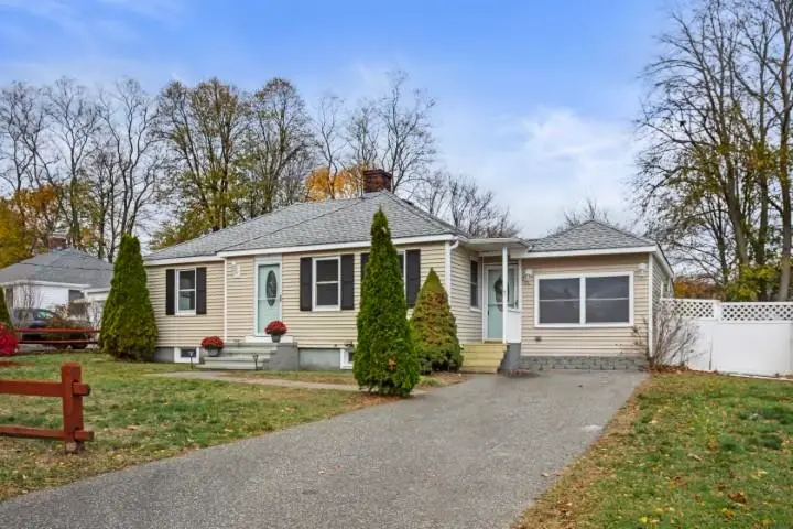 7 Hall Court, Portsmouth, NH 03801 - Image #1