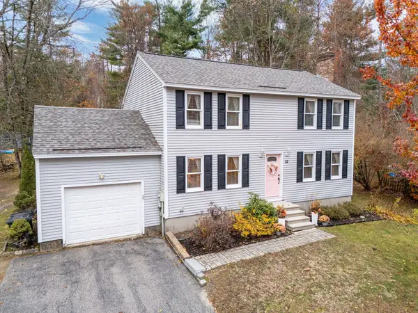 22 Dorothy Drive, Epping, NH 03042