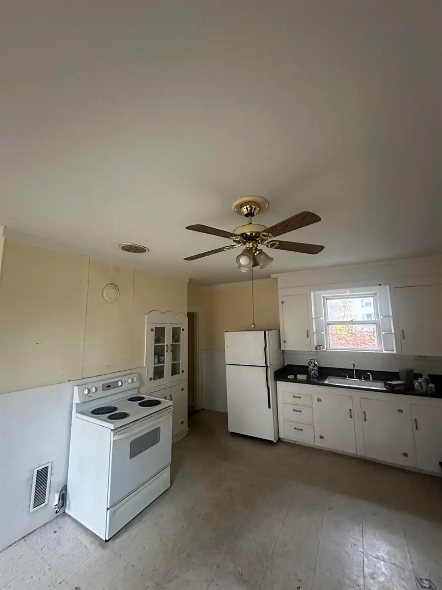 46 Sanborn Street, Franklin, NH 03235 - Image #3