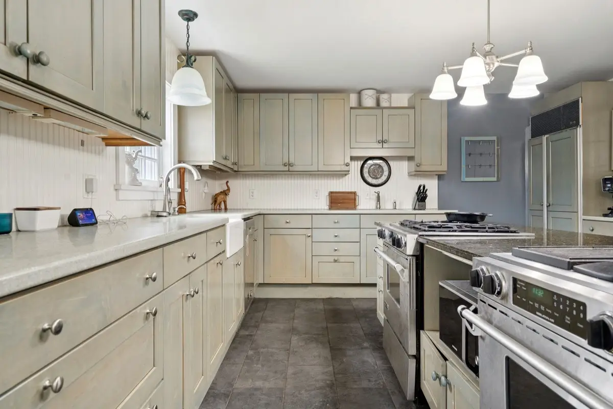 11 Turnpike Road, Grafton, NH 03240 - Image #1