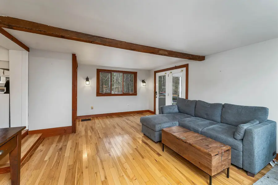 315 Edgemont Road, Sunapee, NH 03782 - Image #2