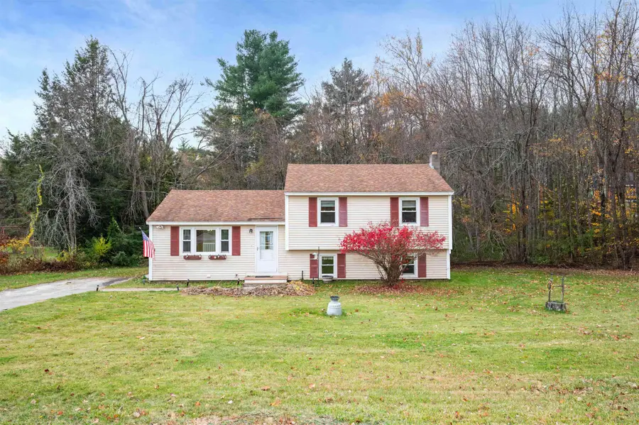 4 Ledgewood Drive, Derry, NH 03038 - Image #3