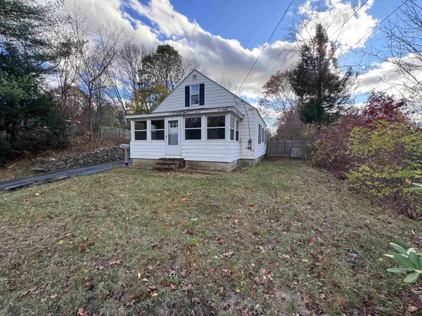 272 Maple Avenue, Claremont, NH 03743