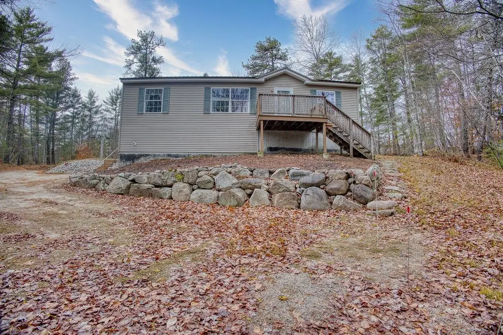 375 Pine River Road, Effingham, NH 03882 - Image #1