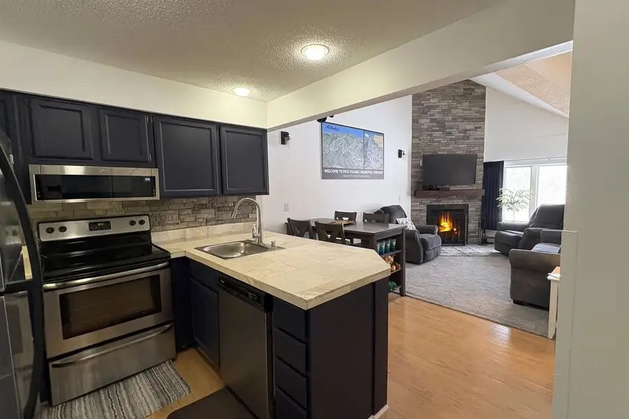 71 Alpine Drive #D403, Killington, VT 05751 - Image #2