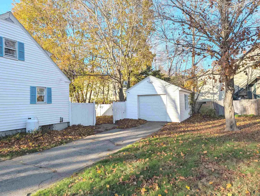 20 Crescent Street, Laconia, NH 03246 - Image #3