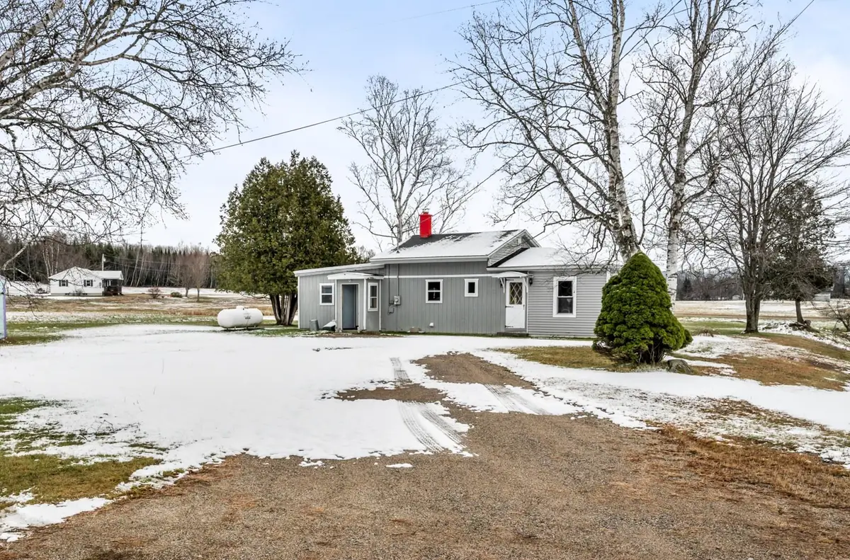 1420 East Side River Road, Dummer, NH 03588 - Image #1