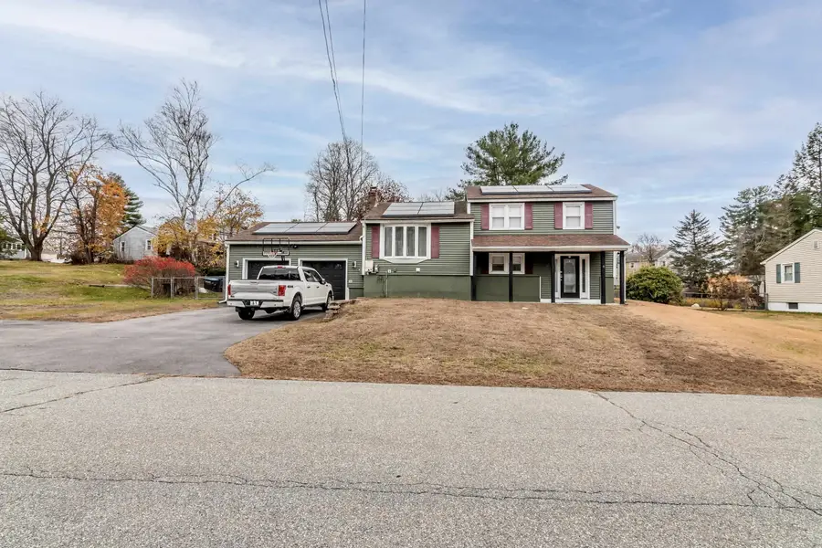 8 Alta Avenue, Salem, NH 03079 - Image #2